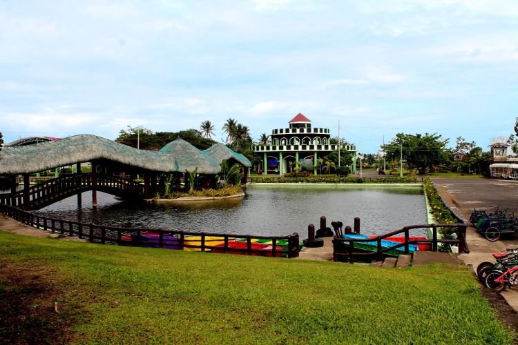 Albay Park and Wildlife