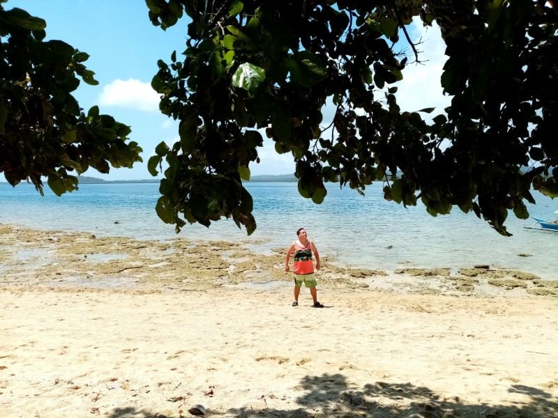 Burdeos Binonbonan Island