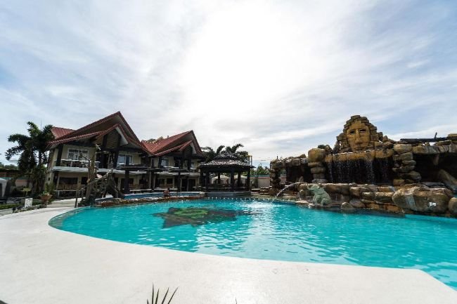 MO2 Westown Hotel and Resort Iloilo