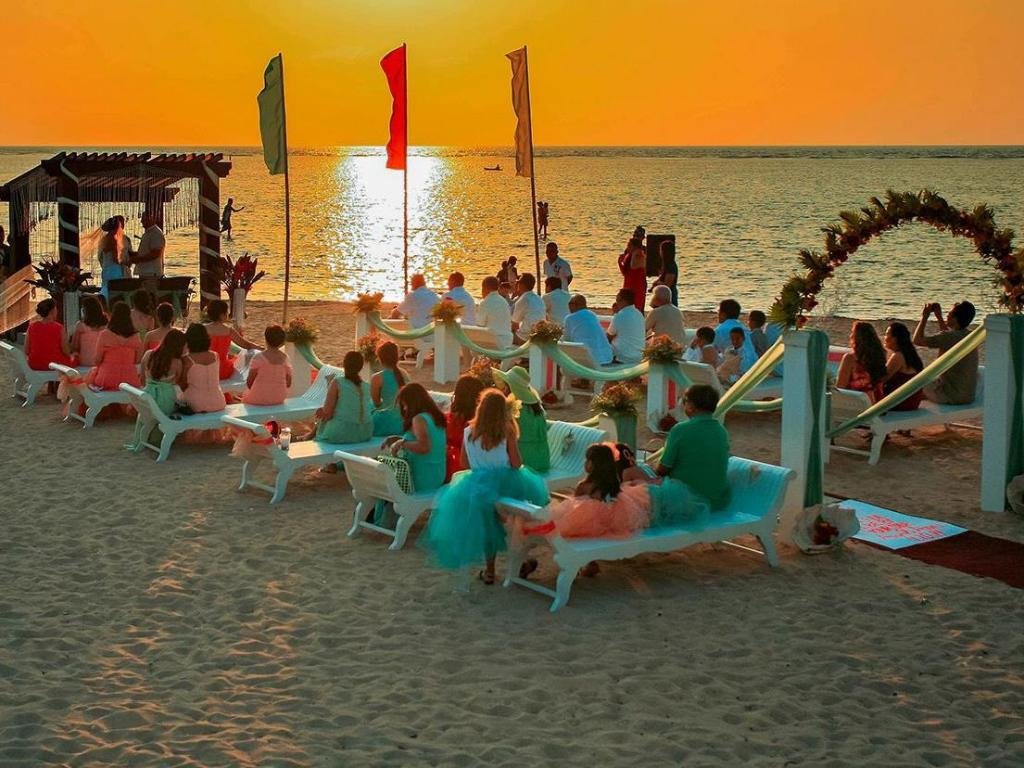 Punta Riviera Resort