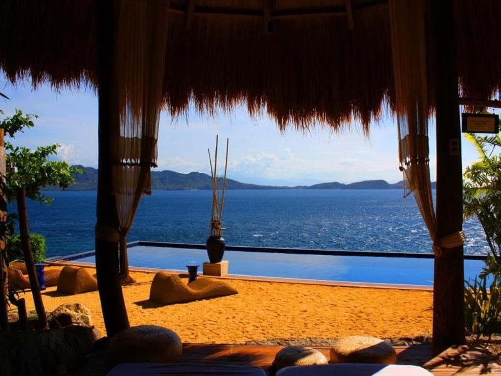Vivere Azure Resort